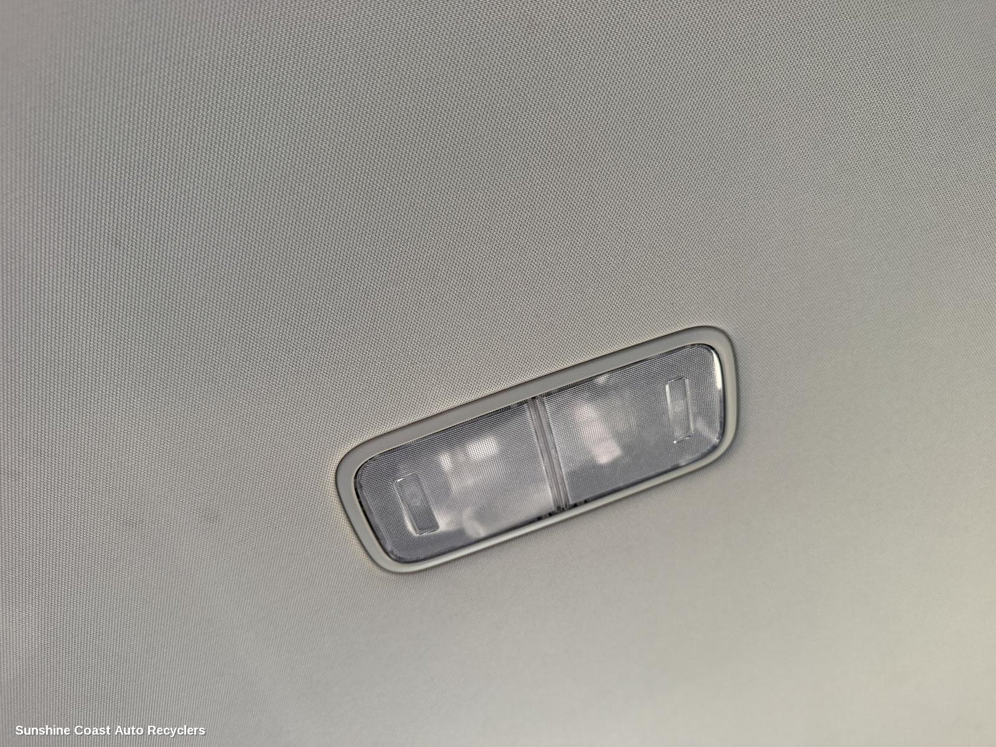 2020-2025 Kia Carnival/grand Carnival Courtesy Light