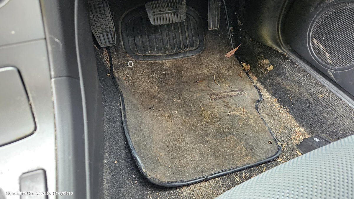 2002-2005 Subaru Impreza Floor Mats