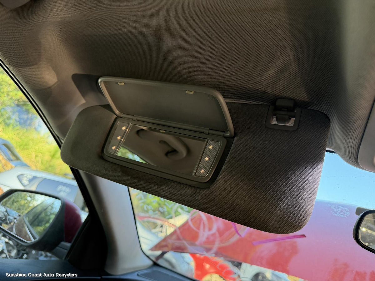 2017-2020 Holden Equinox Sunvisor