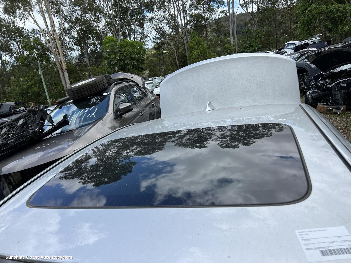 2011 Bmw 7 Series Roof Glass Sunroof T