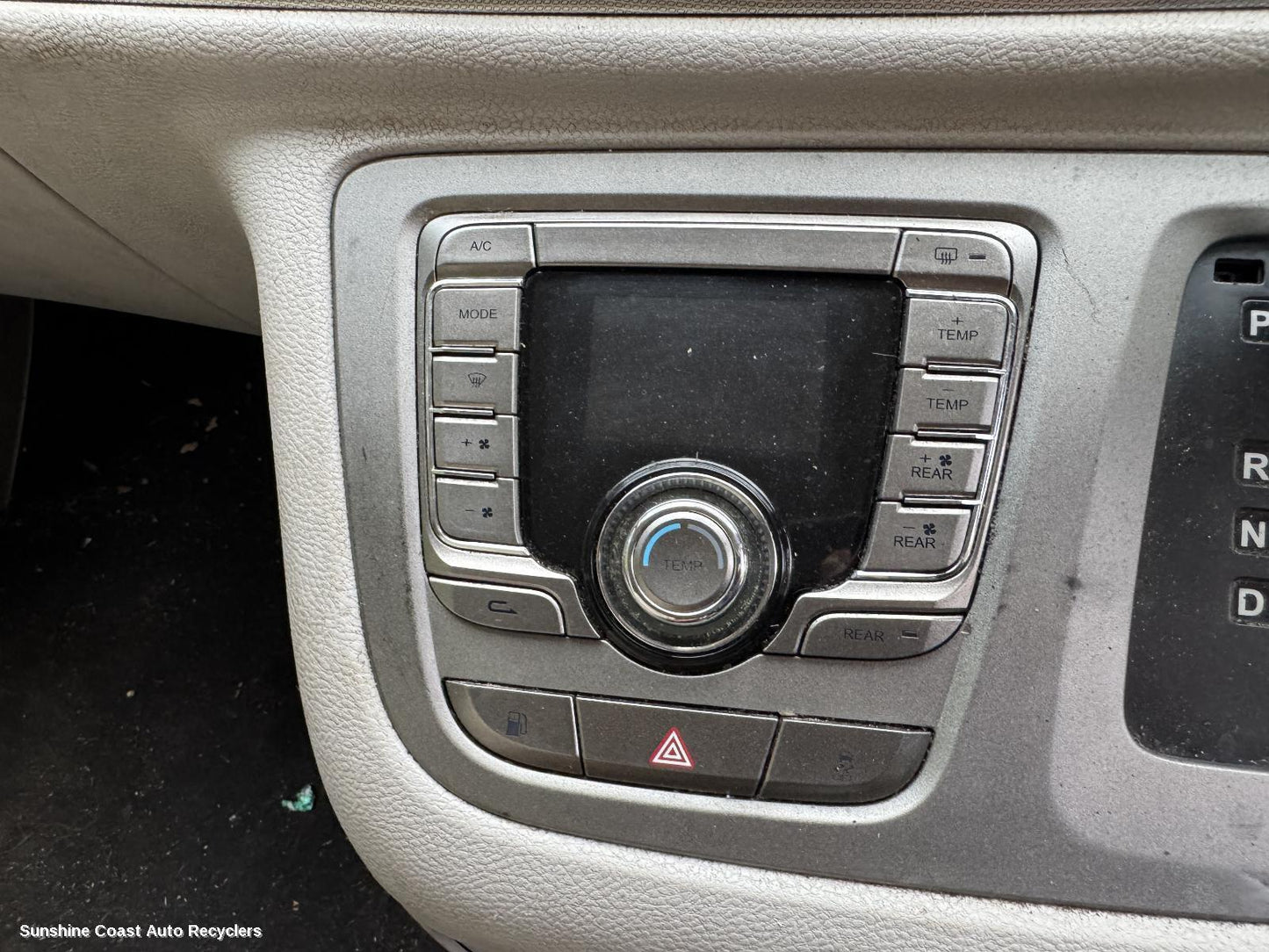 2015-2022 Ldv G10 Heater Ac Controls