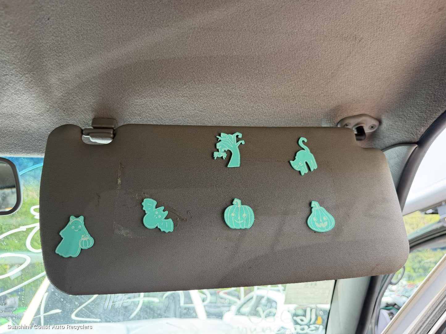 1997-2015 Nissan Navara Sunvisor