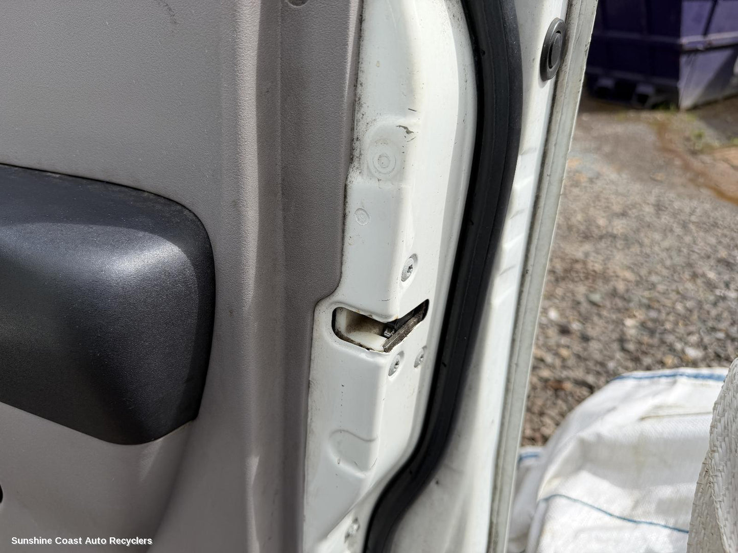 2006-2009 Mitsubishi Triton Door Boot Gate Lock