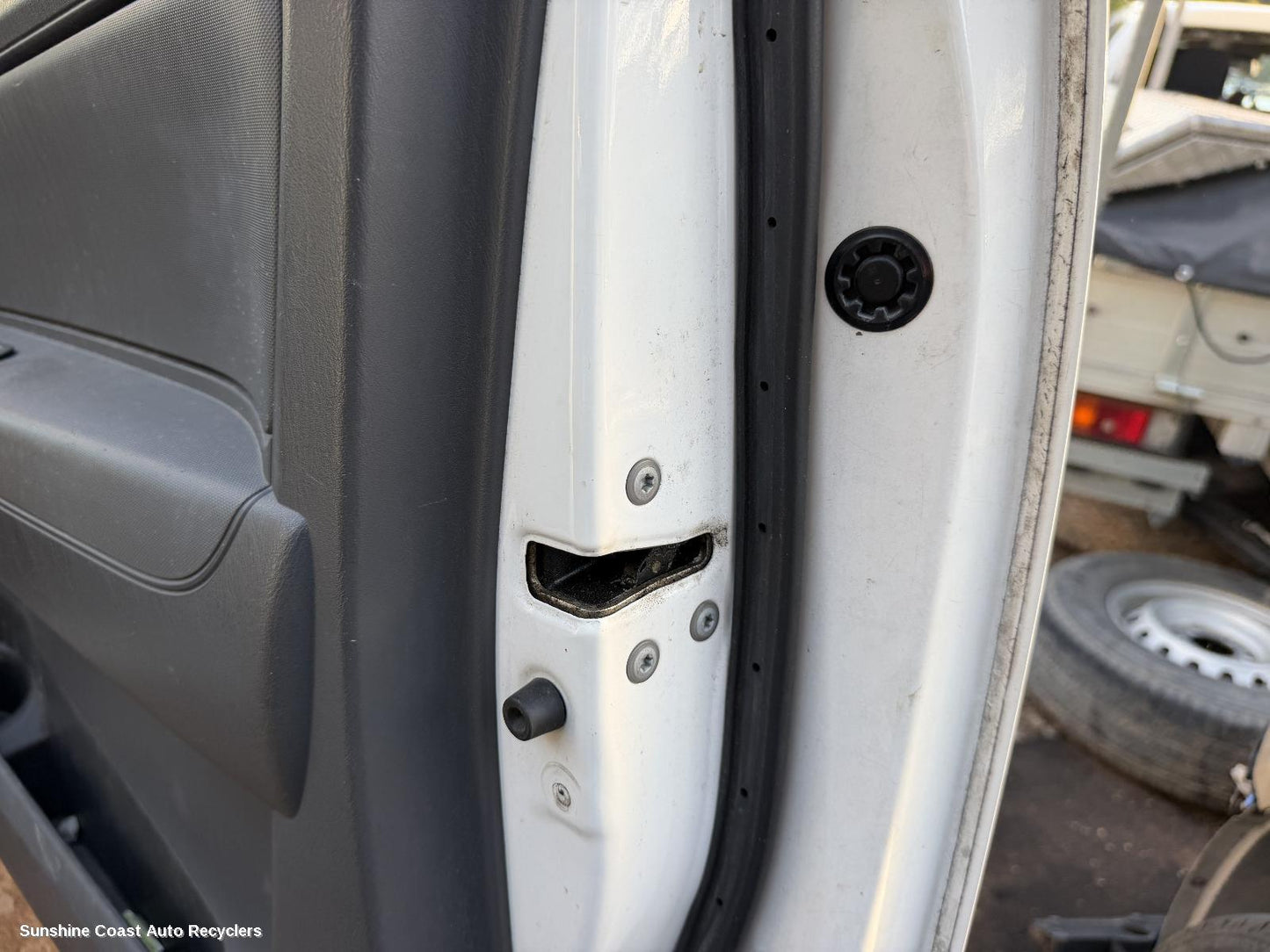 2005-2015 Toyota Hilux Door Boot Gate Lock