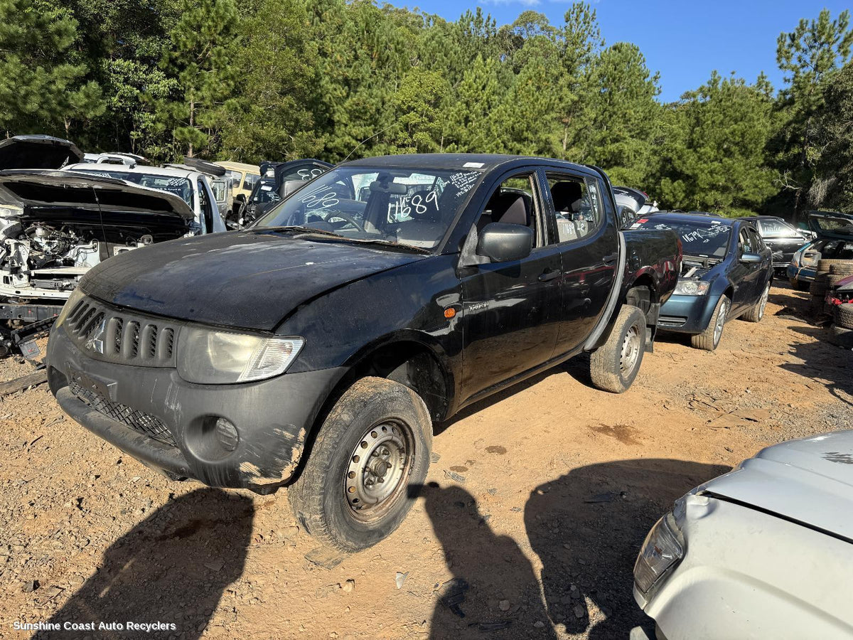 2006-2009 Mitsubishi Triton Bonnet