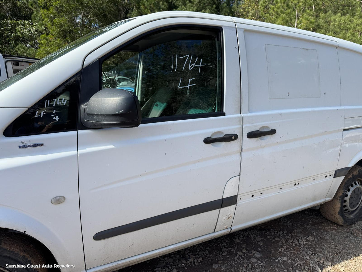 2011-2015 Mercedes Vito Door Handle