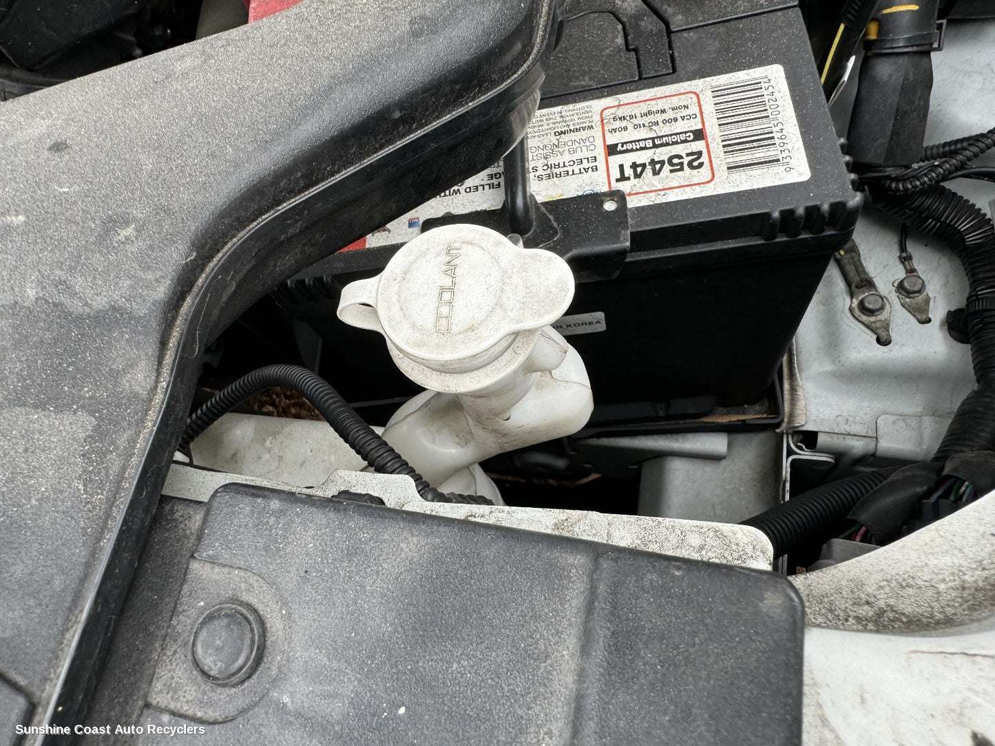 2013 Mitsubishi Outlander Overflow Bottle