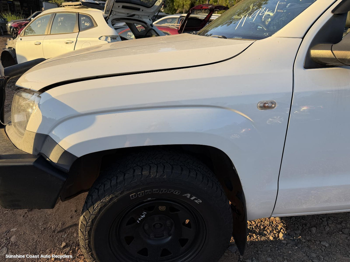 2010-2022 Volkswagen Amarok Left Guard
