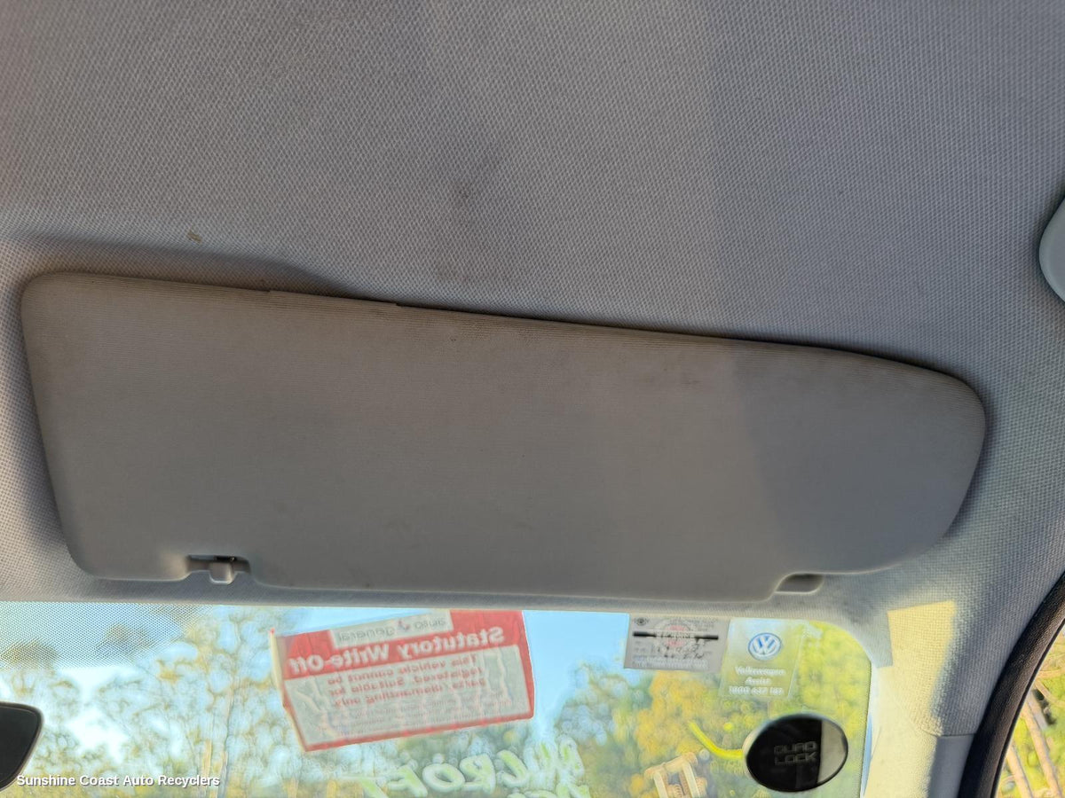 2010-2022 Volkswagen Amarok Sunvisor