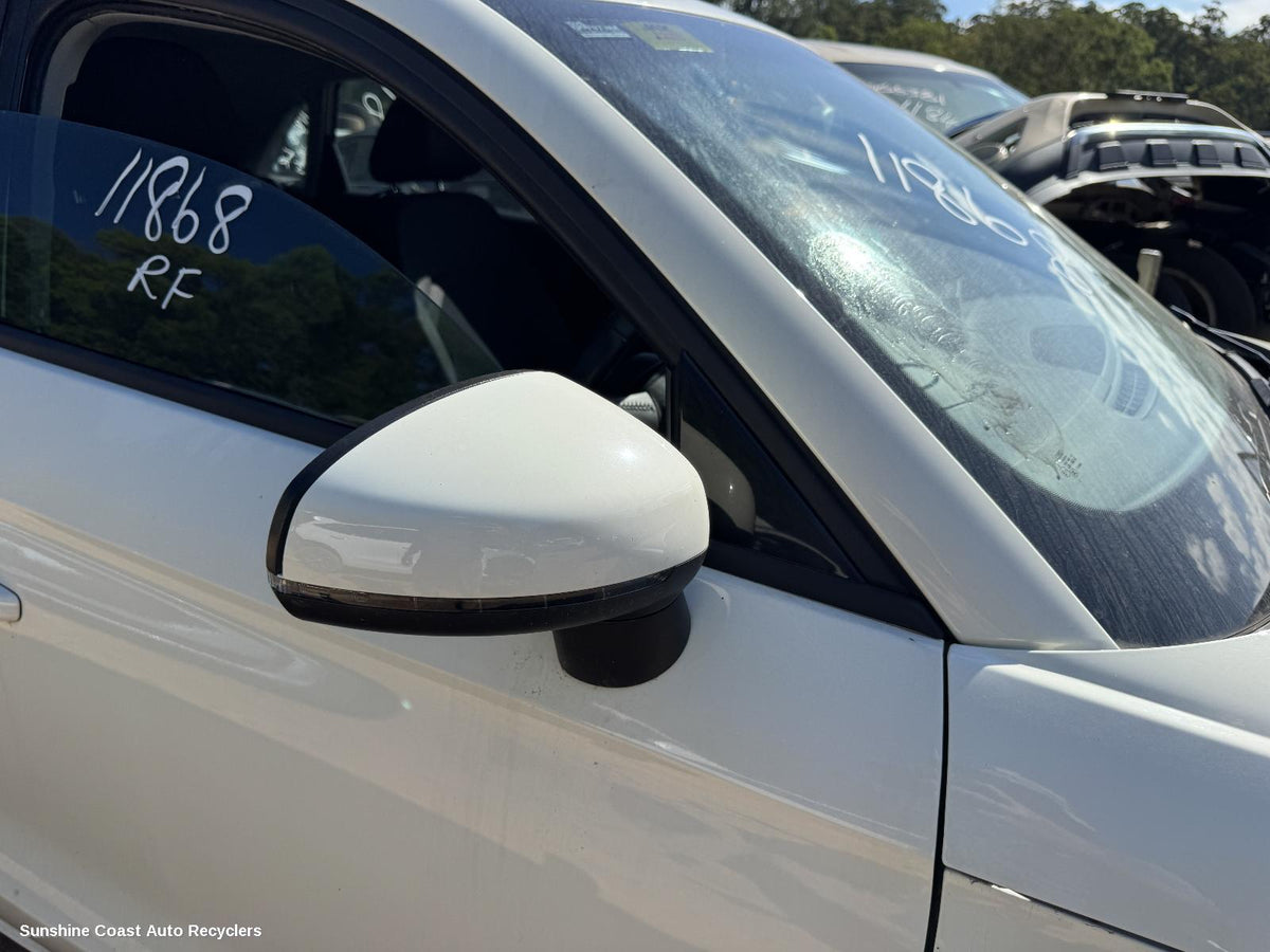 2010-2018 Audi A1 Right Door Mirror
