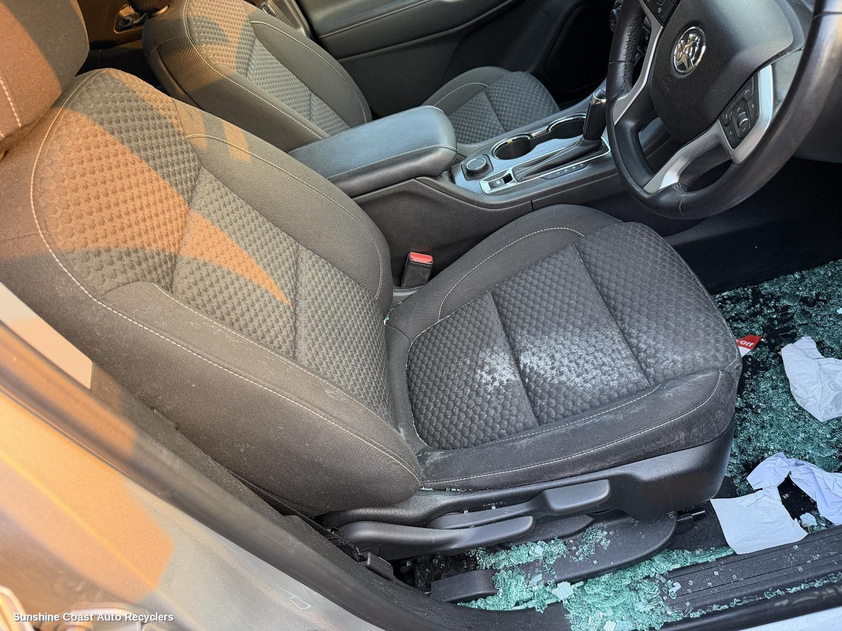 2018-2020 Holden Acadia Front Seat