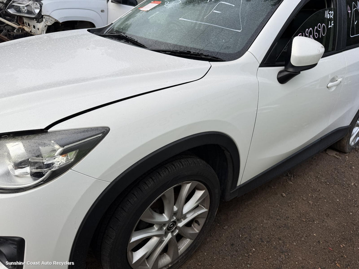 2012-2017 Mazda Cx5 Left Guard