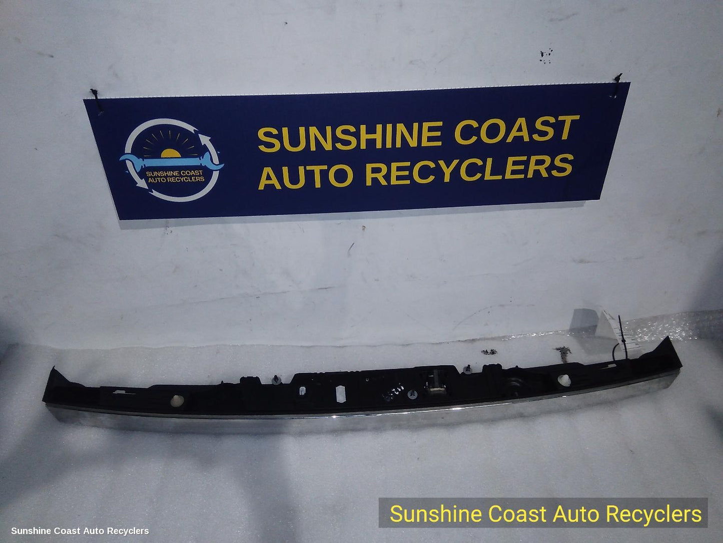 2009-2015 Bmw 7 Series Rear Garnish