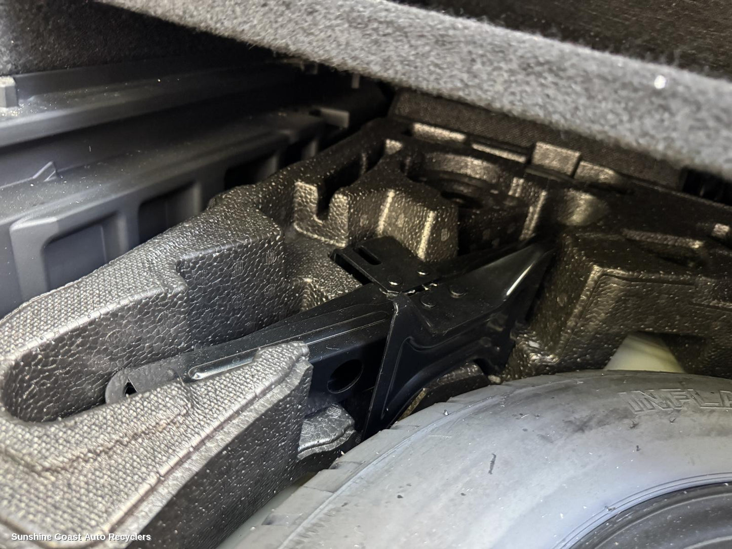2017-2026 Mazda Cx5 Jack Tool Kit
