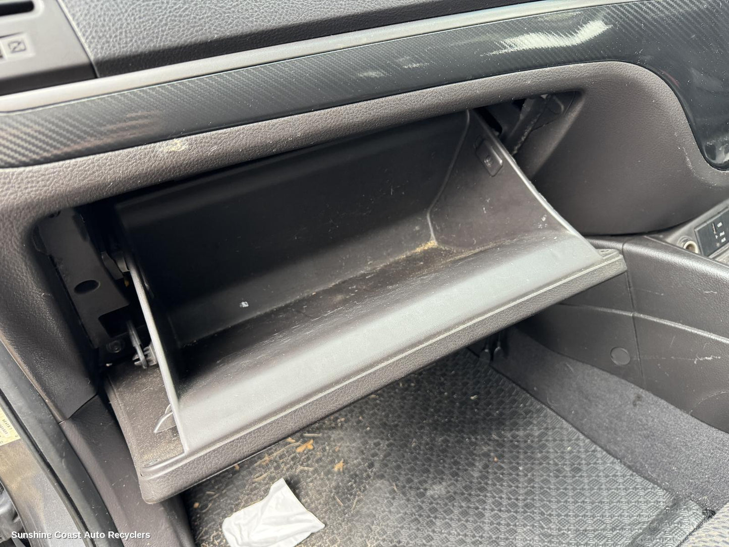 2011 Hyundai Santa Fe Glove Box