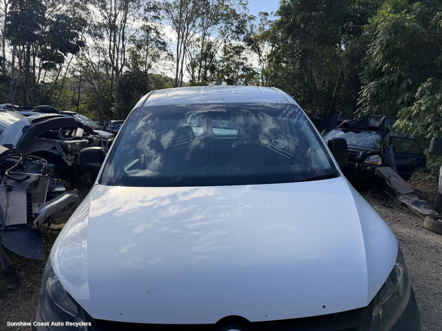 2010-2015 Volkswagen Caddy Bonnet