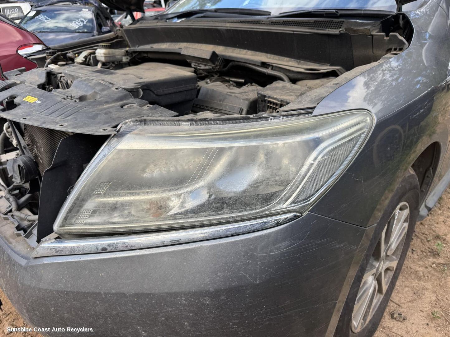 2016 Nissan Pathfinder Left Headlamp