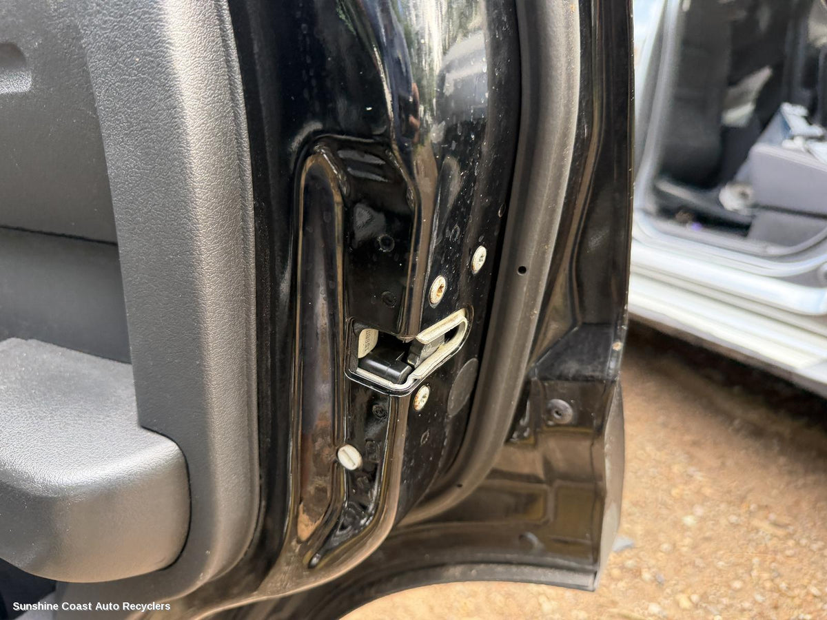 2007-2011 Dodge Nitro Door Boot Gate Lock