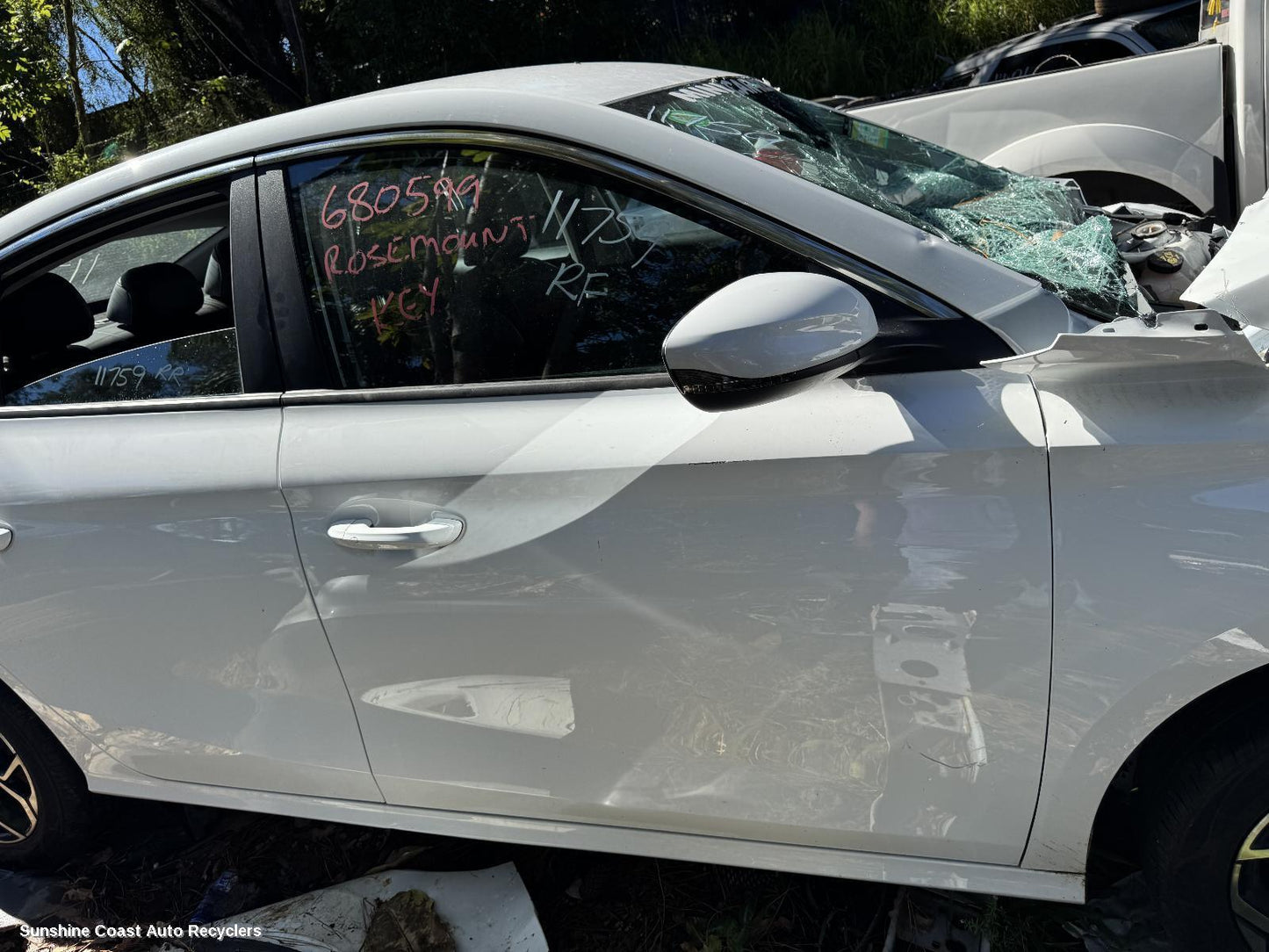 2023 Mg Mg5 Right Front Door Window