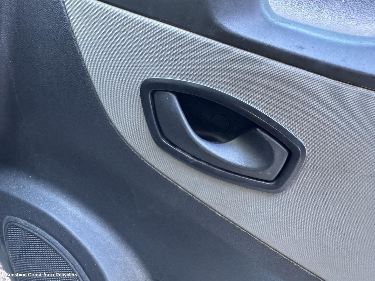2015-2026 Renault Trafic Door Handle
