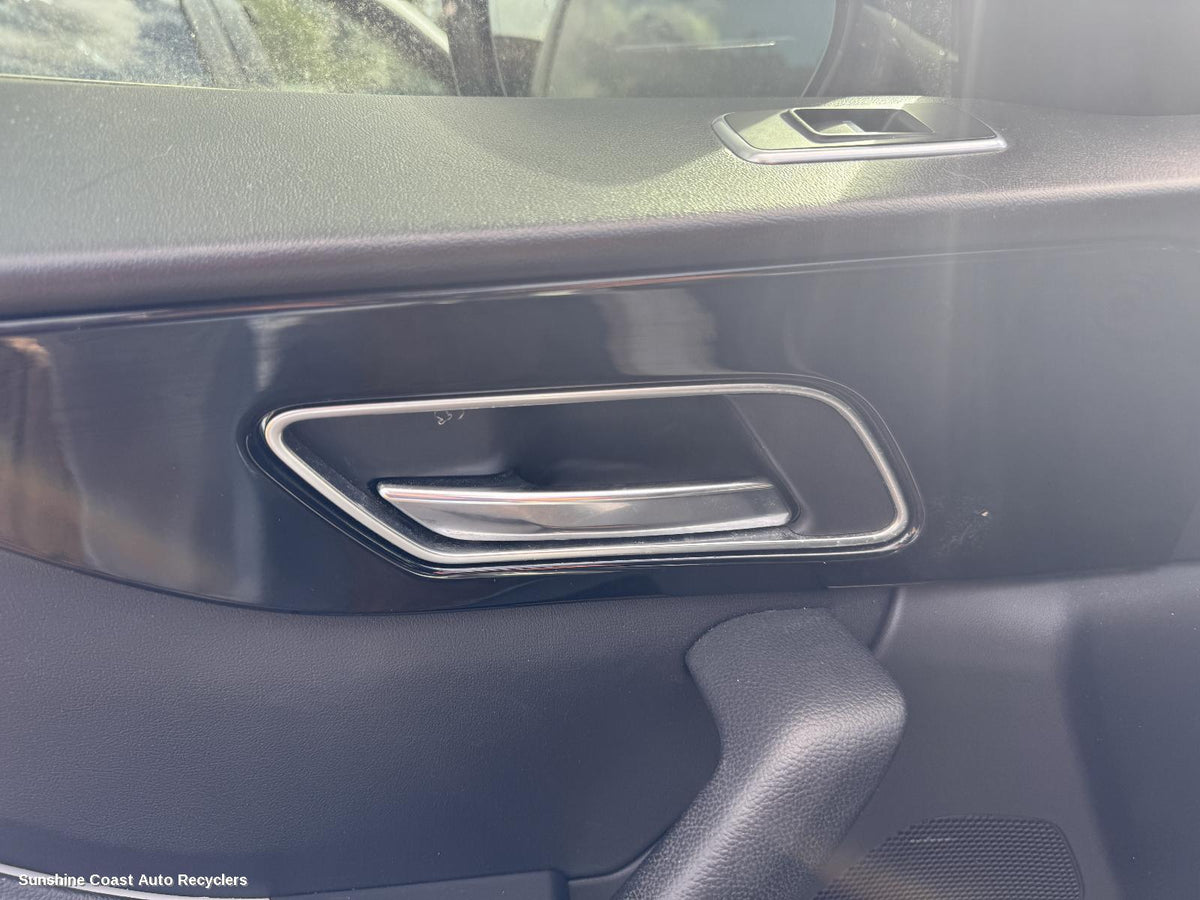 2016-2020 Jaguar F Pace Door Handle