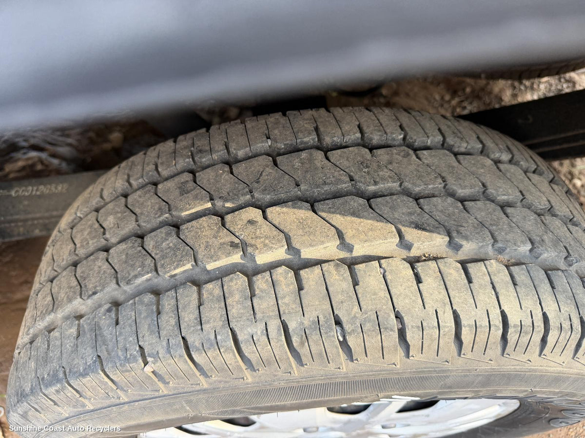 2020-2026 Ldv Deliver 9 Tyre