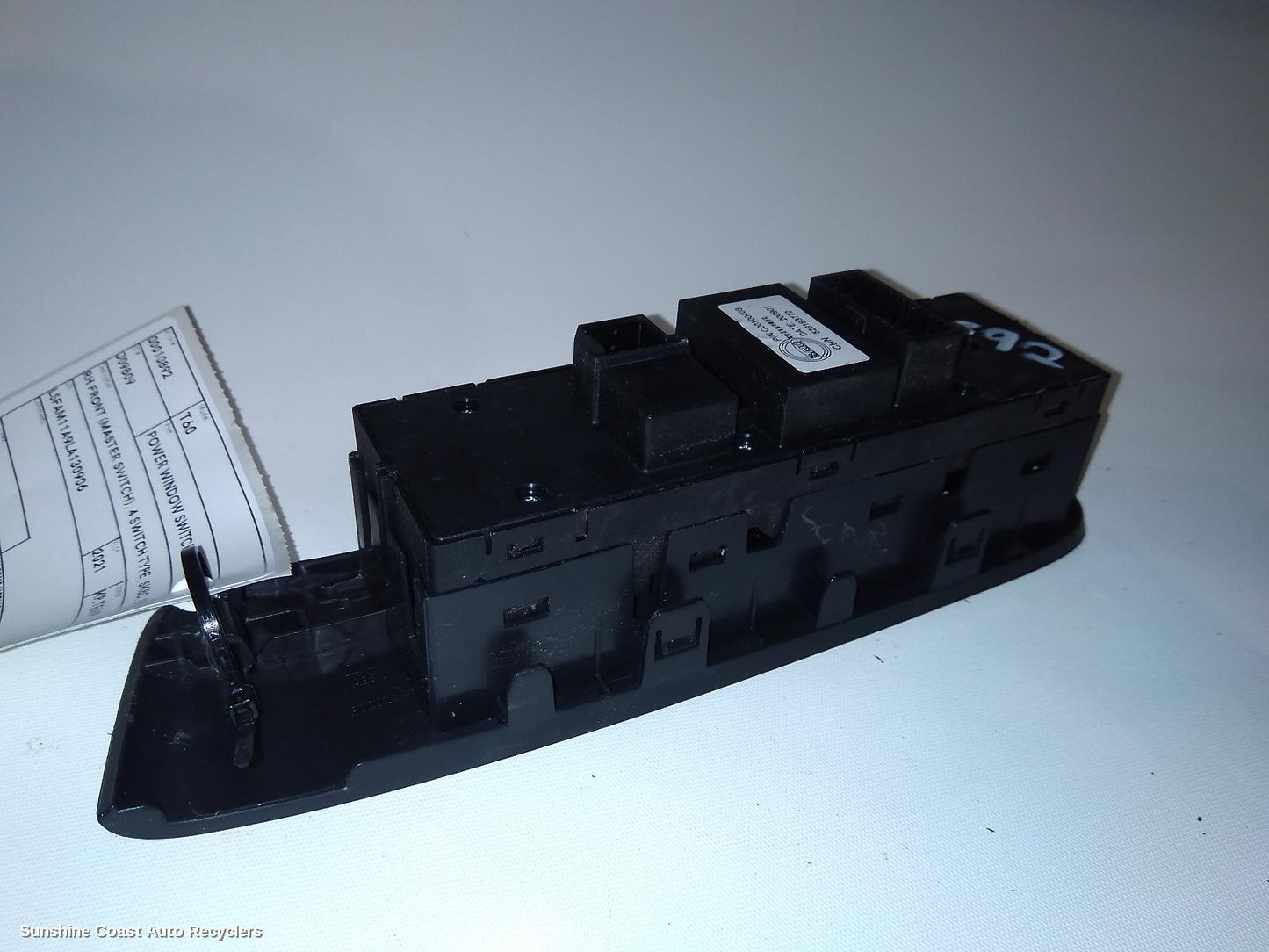 2017-2021 Ldv T60 Pwr Dr Wind Switch