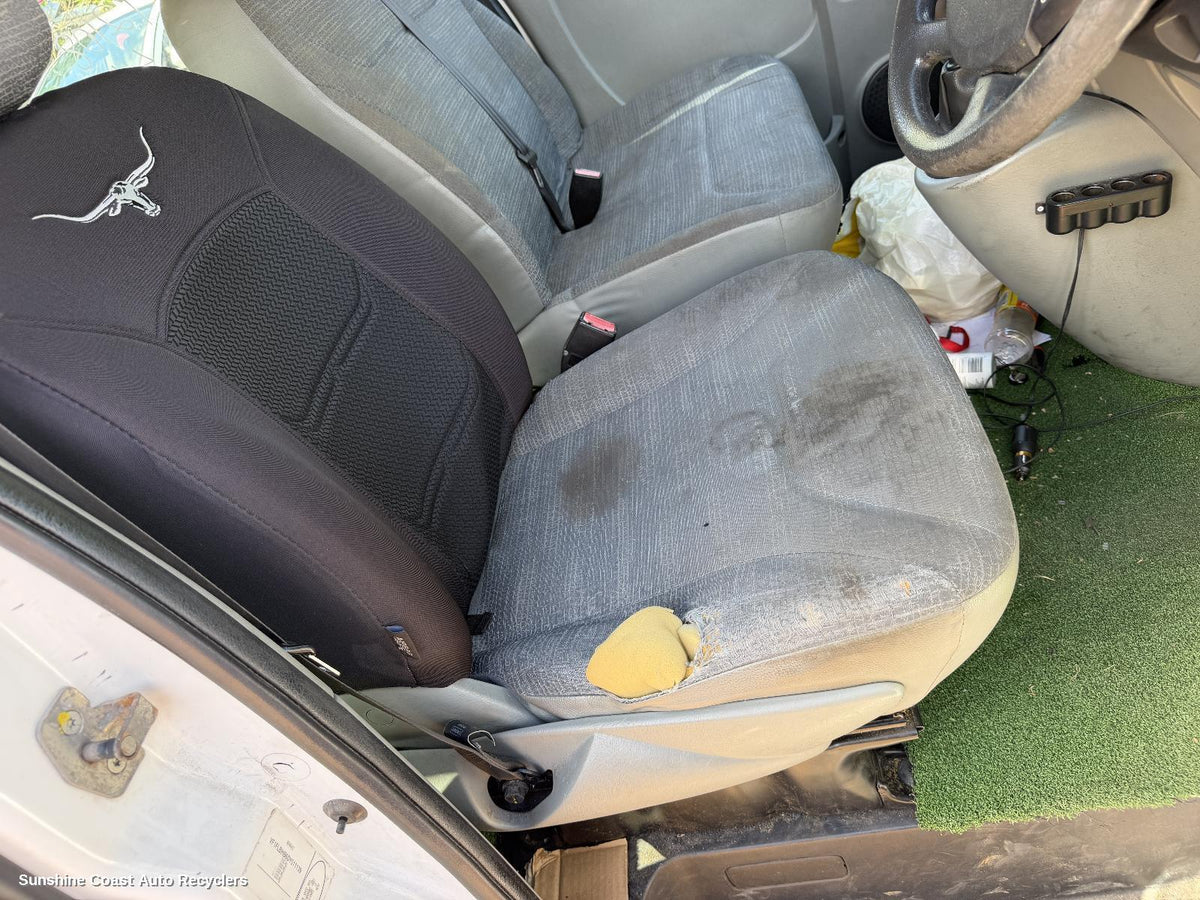 2004-2014 Renault Trafic Front Seat