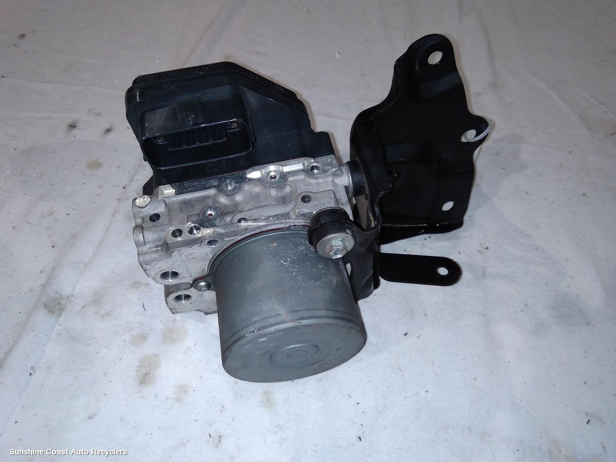 2012-2018 Toyota Rav4 Abs Pump Modulator