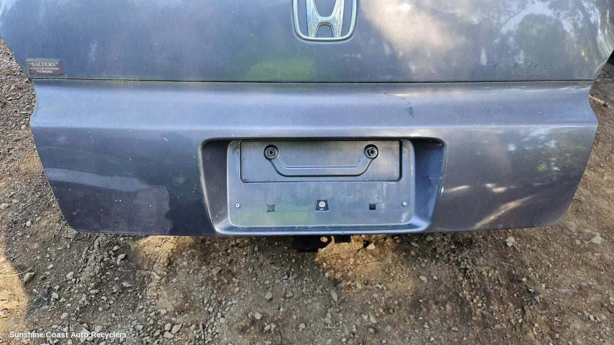2004-2009 Honda Odyssey Rear Garnish