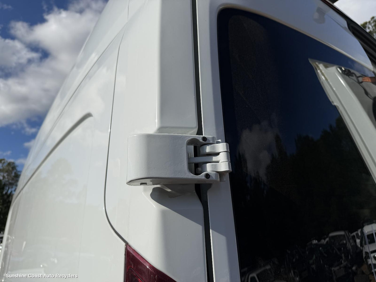 2020-2026 Ldv Deliver 9 Bootlid Tgate Hinge