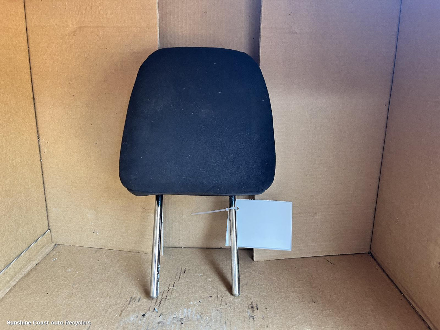 2018 Nissan Navara Headrest