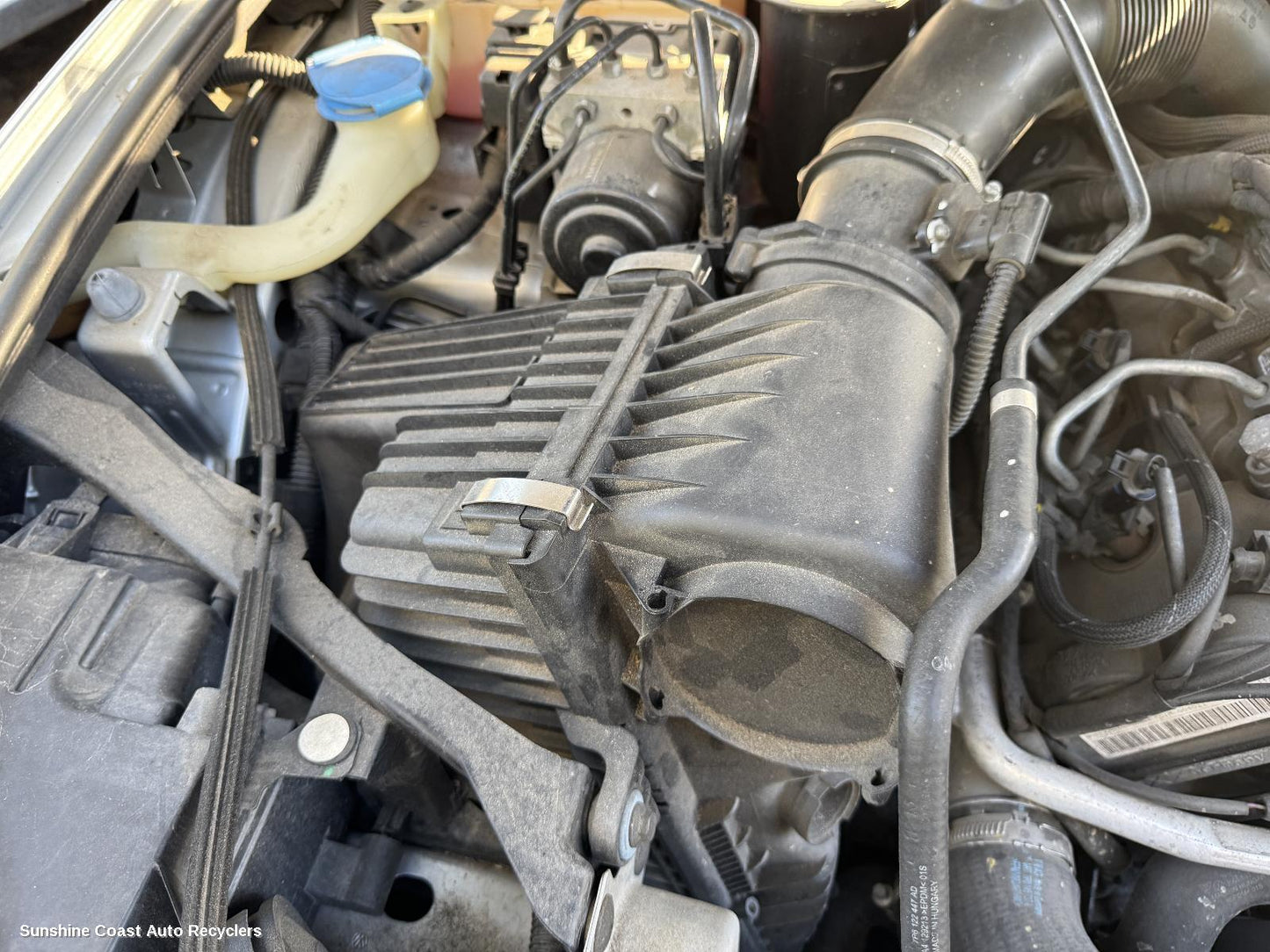2011 Volkswagen Touareg Air Cleaner Box