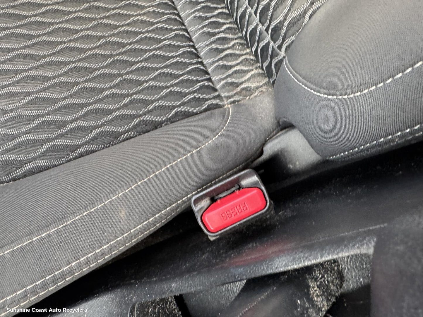 2020 Ldv T60 Seatbelt Stalk