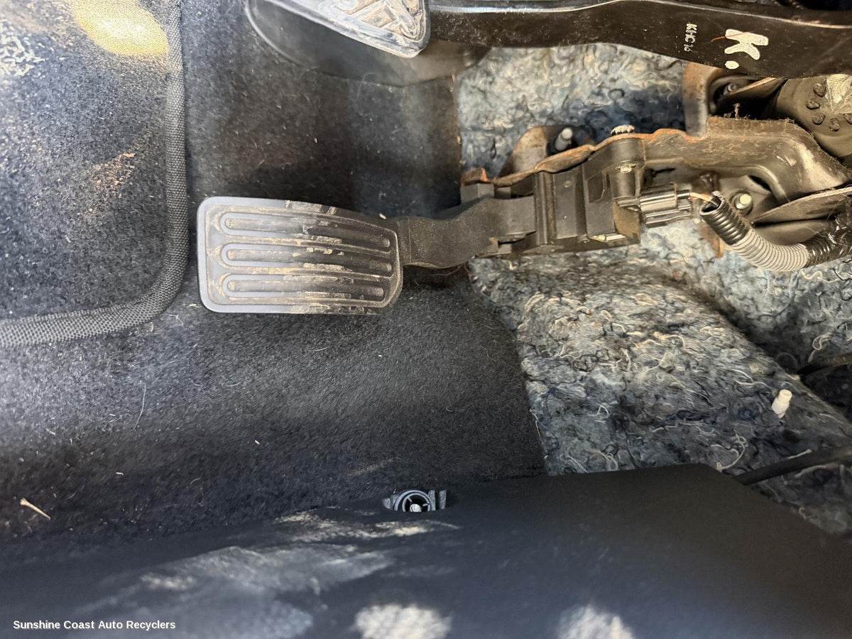 2013-2017 Nissan Pulsar Pedal Assembly