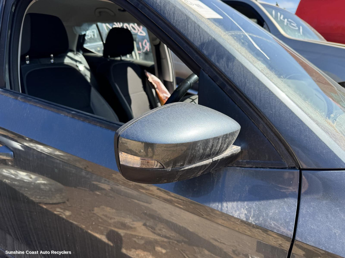 2015-2021 Skoda Fabia Right Door Mirror