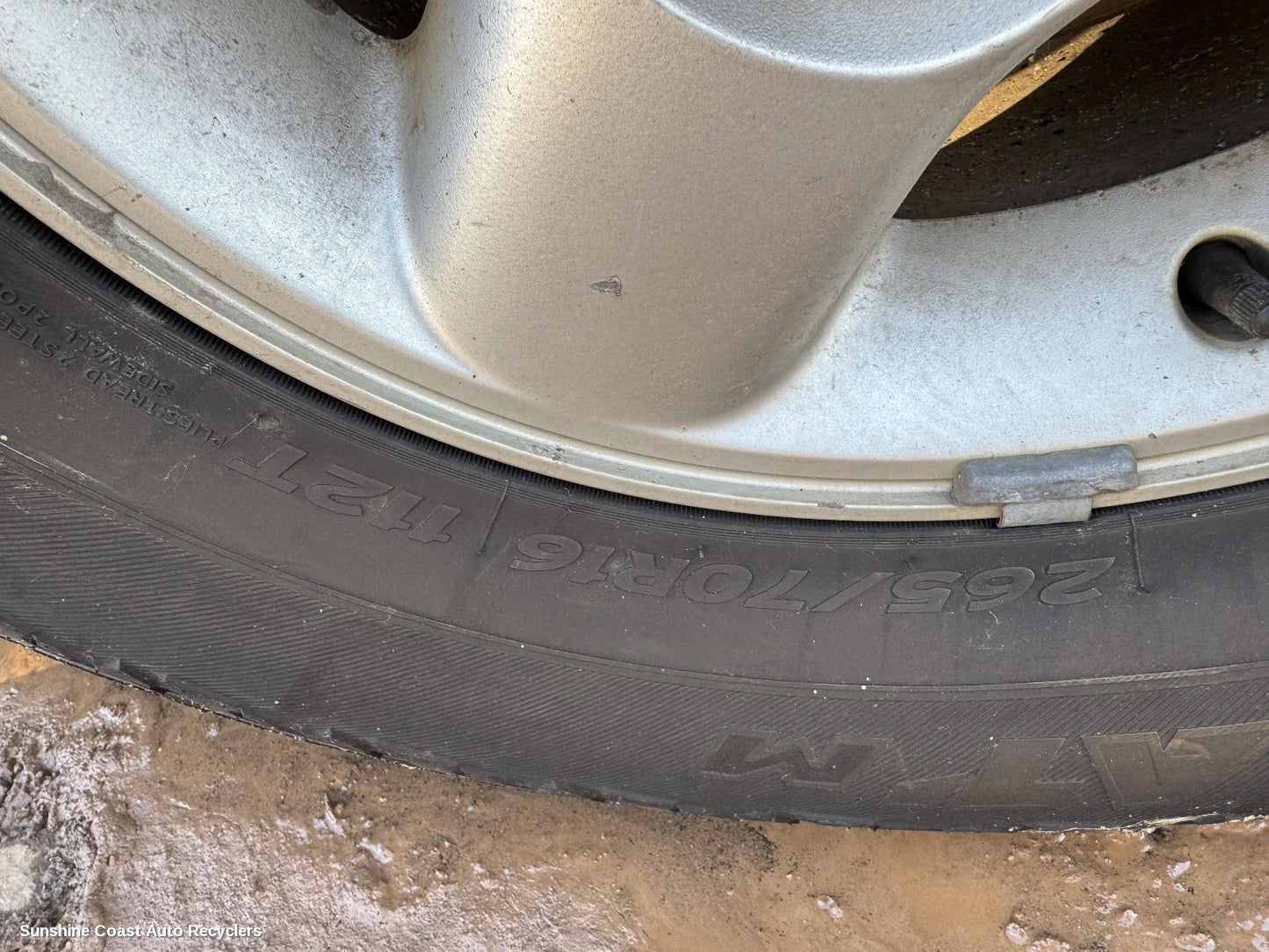 2001-2015 Nissan Navara Tyre
