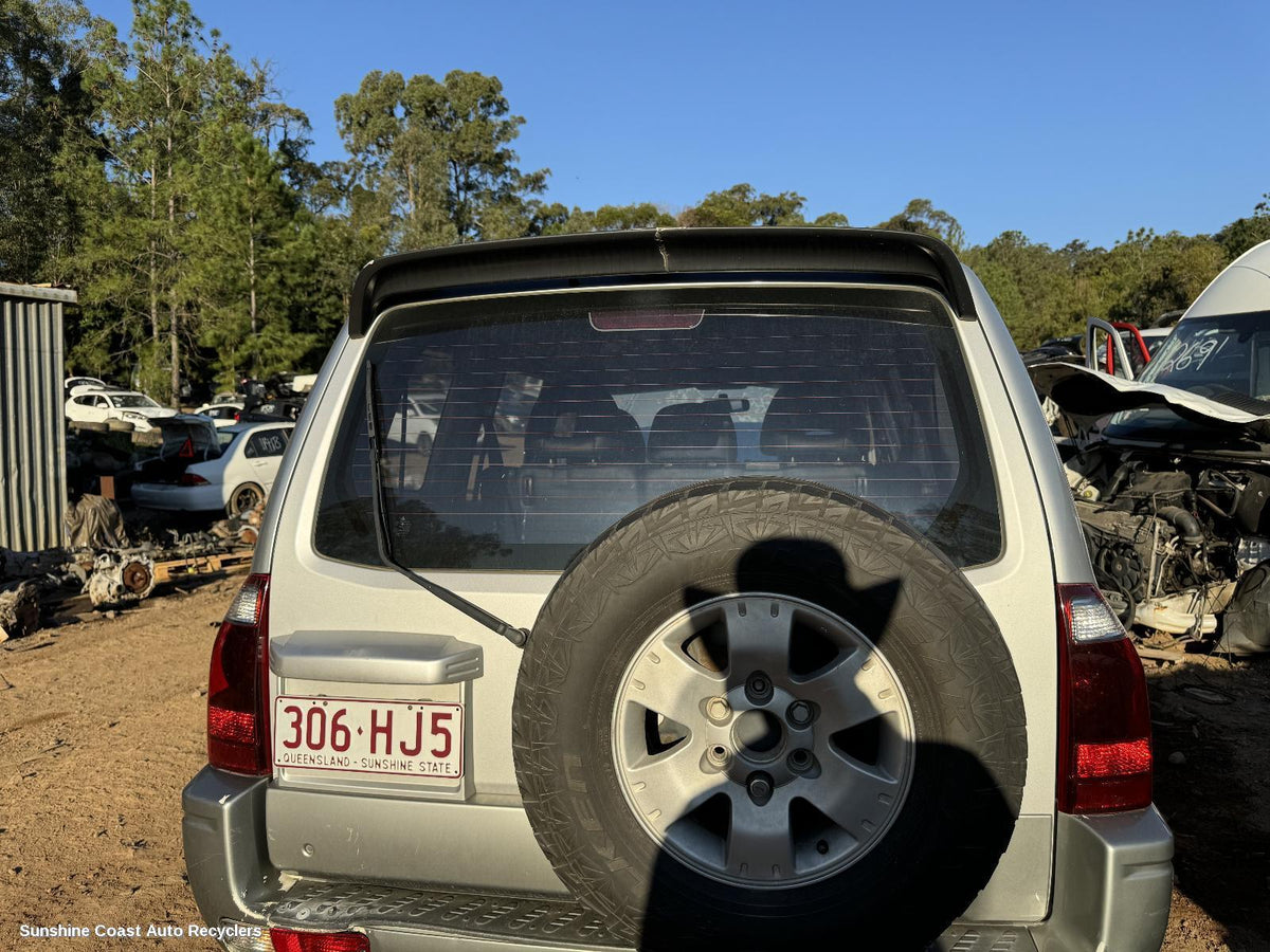 2002-2006 Mitsubishi Pajero Bootlid Tailgate