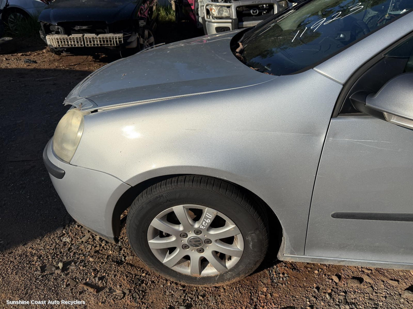 2004-2009 Volkswagen Golf Left Guard