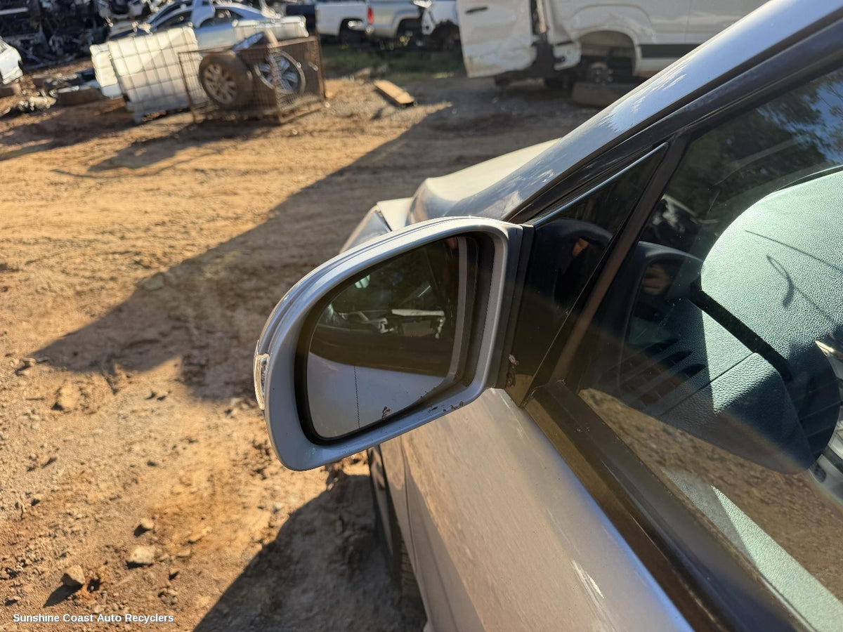 2006-2010 Mercedes R Class Left Door Mirror