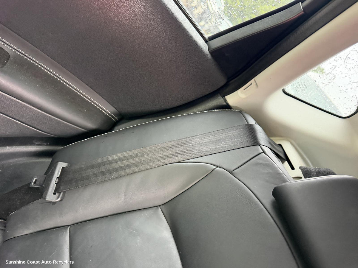 2007-2014 Nissan Dualis Seatbelt Stalk