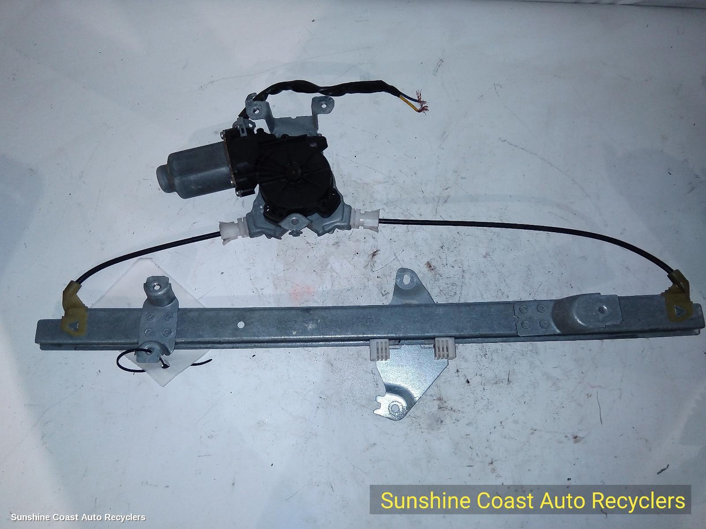 2013 Nissan Navara Left Rear Wnd Reg Motor