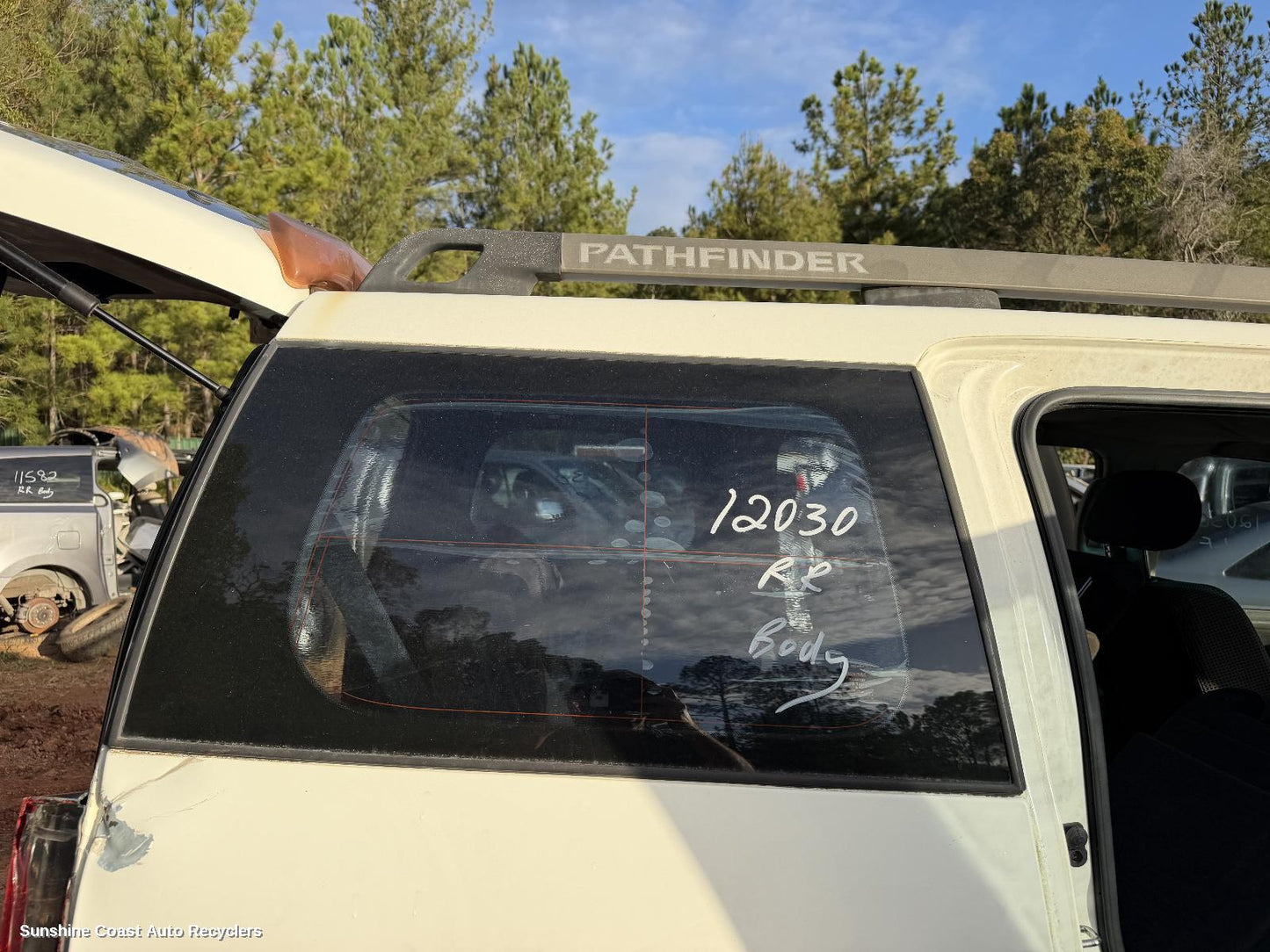 2005-2013 Nissan Pathfinder Right Rear Side Glass