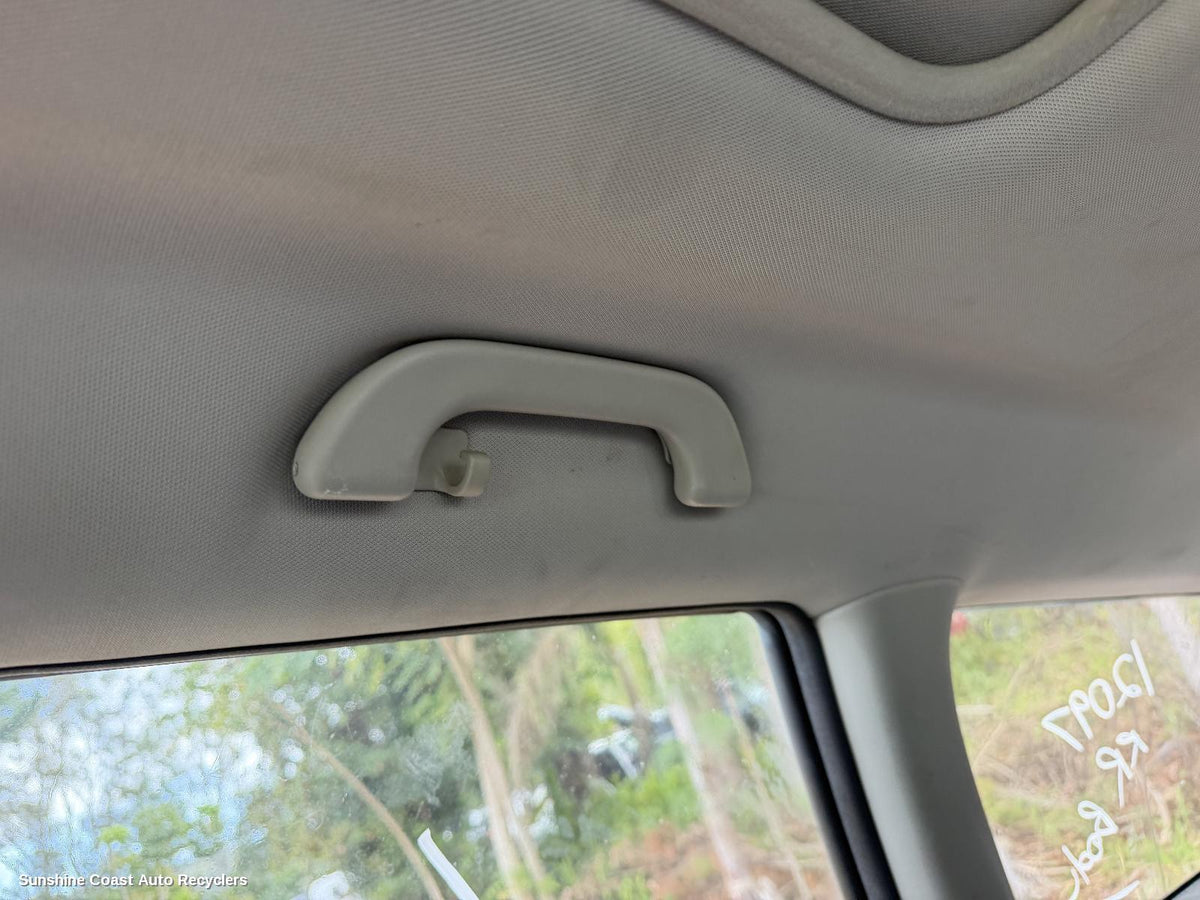 2003-2009 Subaru Outback Grab Handle