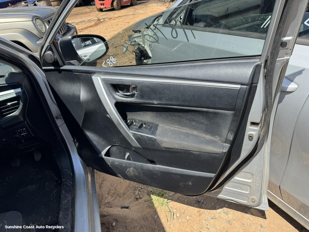 2013-2016 Toyota Corolla Door Handle