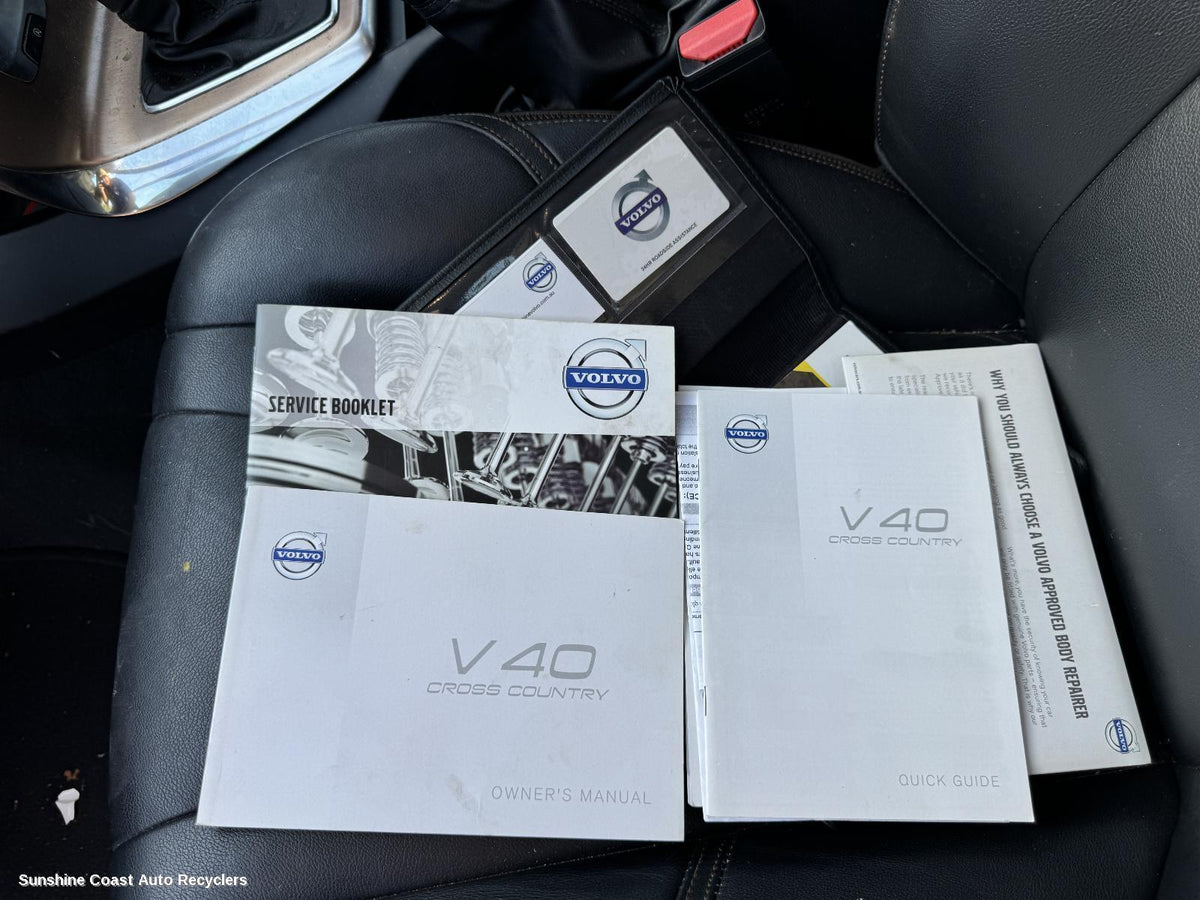 2013-2016 Volvo S40 Owners Handbook