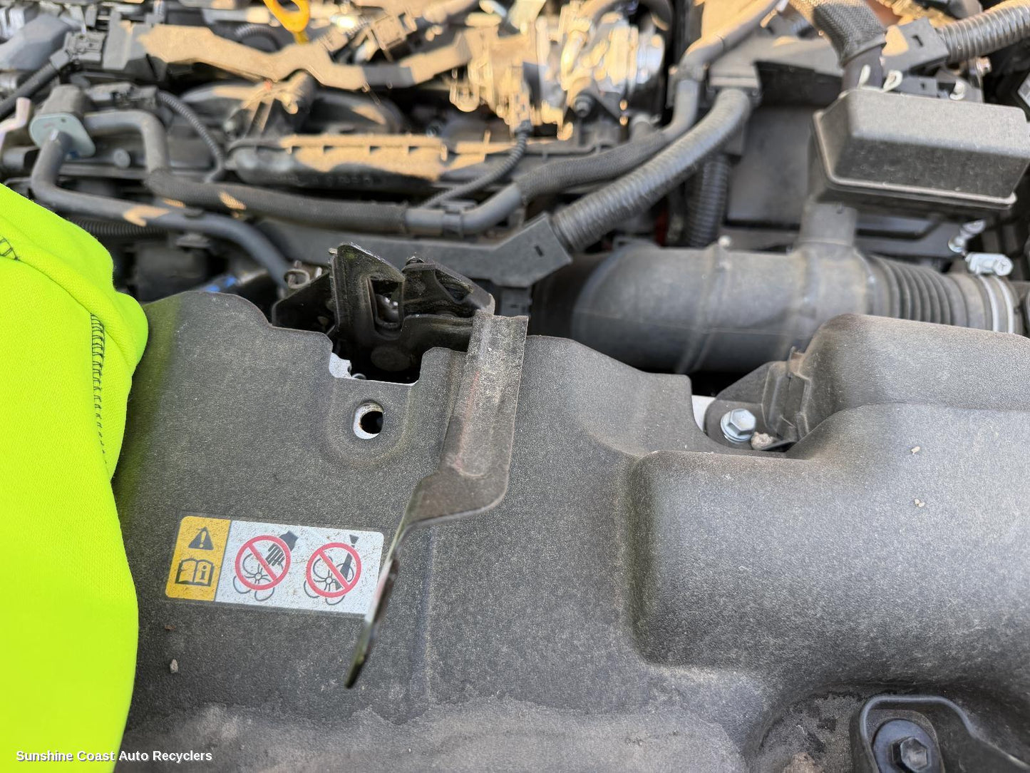 2018-2025 Toyota Rav4 Bonnet Lock Support