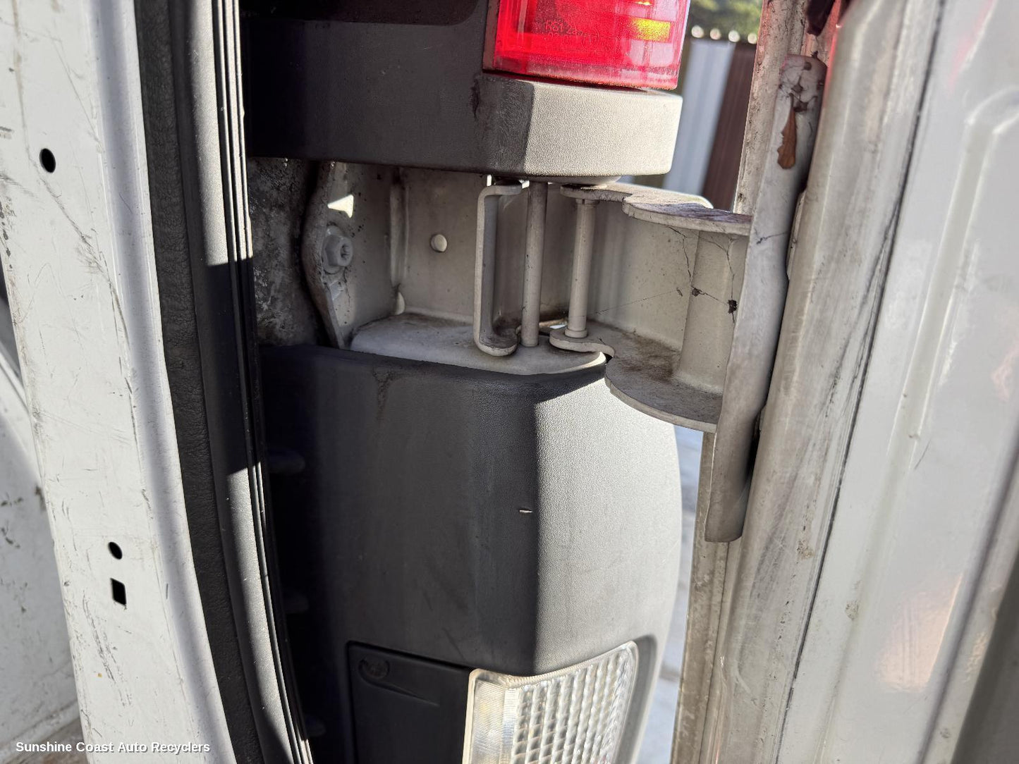 2013 Renault Trafic Bootlid Tgate Hinge