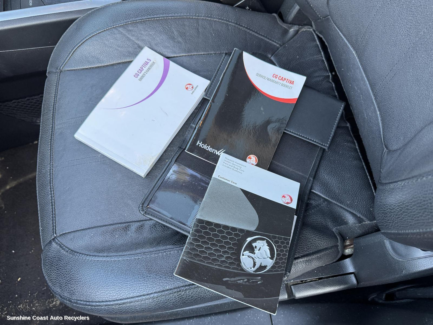2013 Holden Captiva Owners Handbook