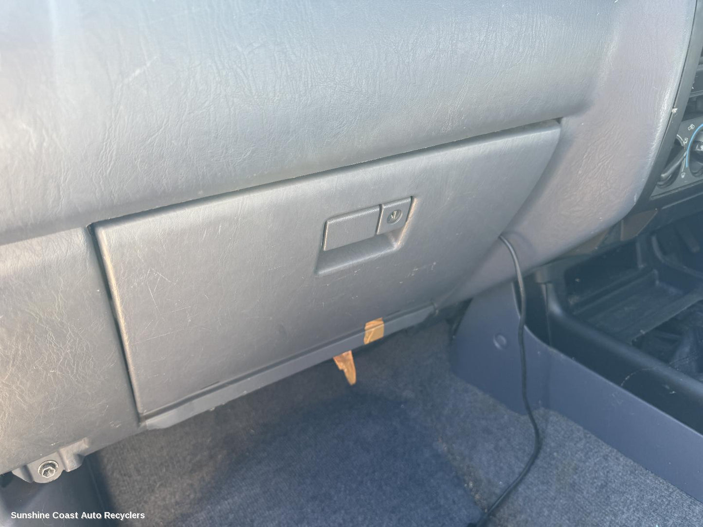 1998 Toyota Prado Glove Box